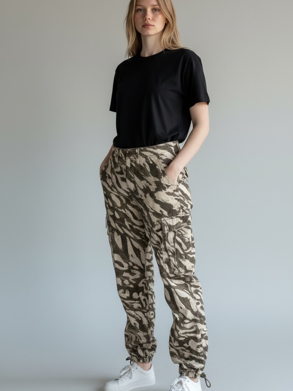 Topshop
High Waist Cotton Utility Pants in - Picture 5 of 9